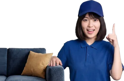 Thợ hoàn thiện bộ sofa tại xưởng